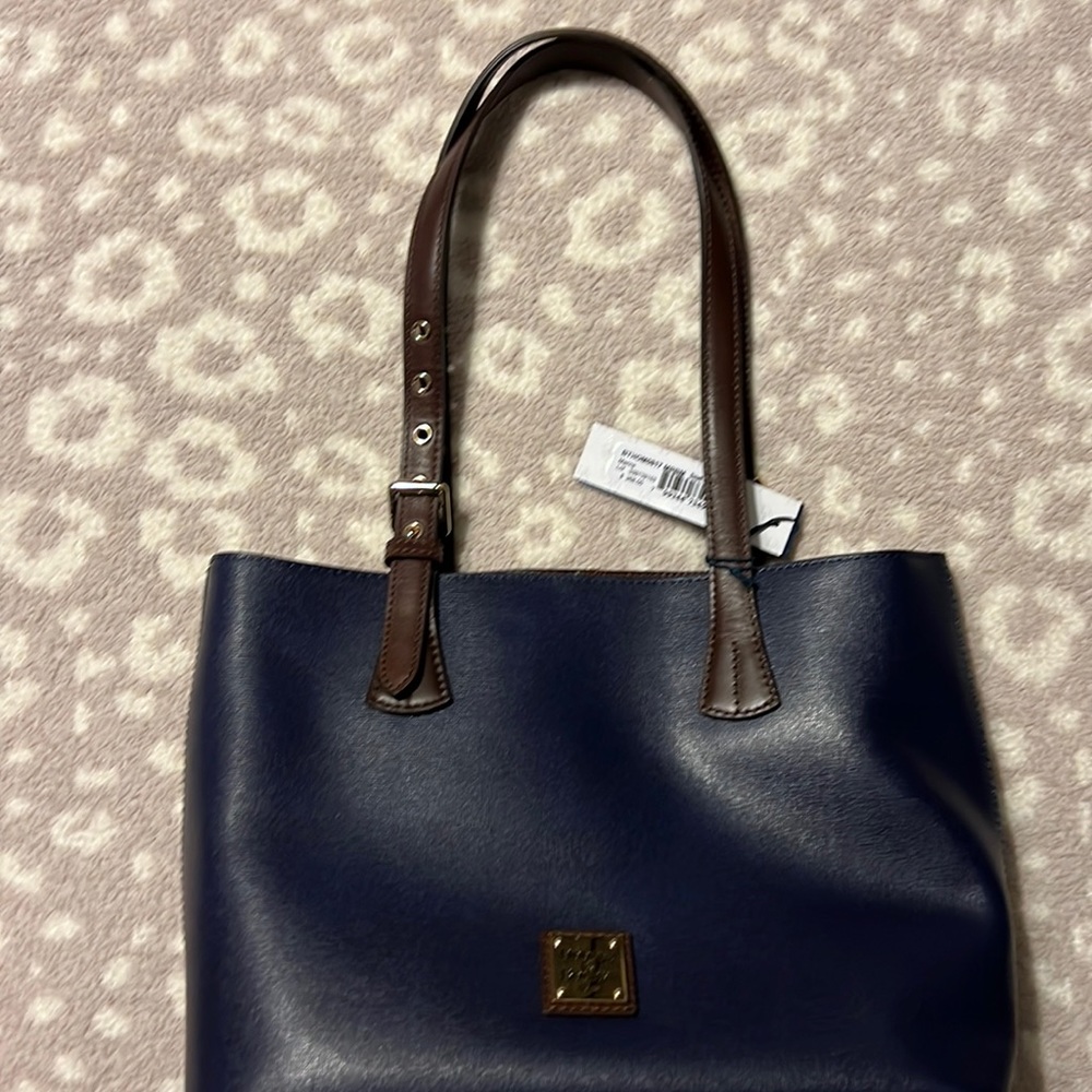Dooney & Bourke Bag